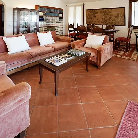 Casa Catalina, Ampia, Luminosa E Con Vista Mare Cannigione